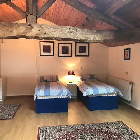 Holiday home Les Vieilles Ombres Bagnizeau