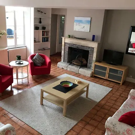 Les Vieilles Ombres Tatil Evi *