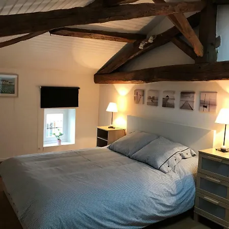 Holiday home Les Vieilles Ombres *