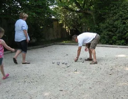 Les Vieilles Ombres Holiday home Bagnizeau