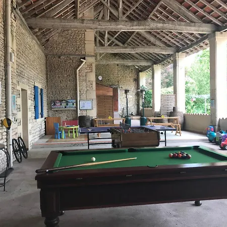 Les Vieilles Ombres Vakantiehuis Bagnizeau
